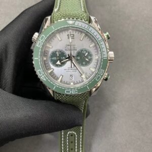 Replica Omega Quartz Movement Watch 44mm